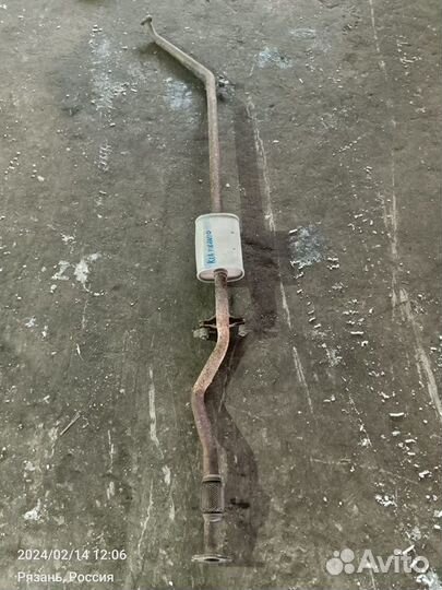 Резонатор глушителя Kia Picanto G4HE 2007