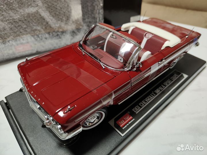 Chevrolet Impala 1961 1/18 SunStar