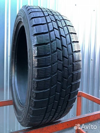 Goodyear Ice Navi 6 215/50 R17