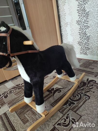 Качалка лошадь