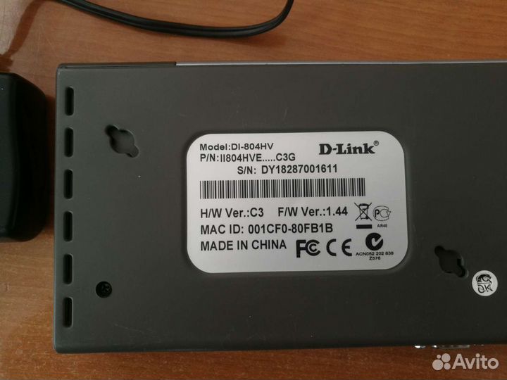 Маршрутизатор D-link DI-804HV