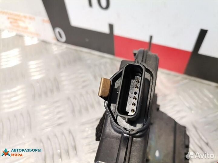 Замок двери задней левой Renault Captur 2014