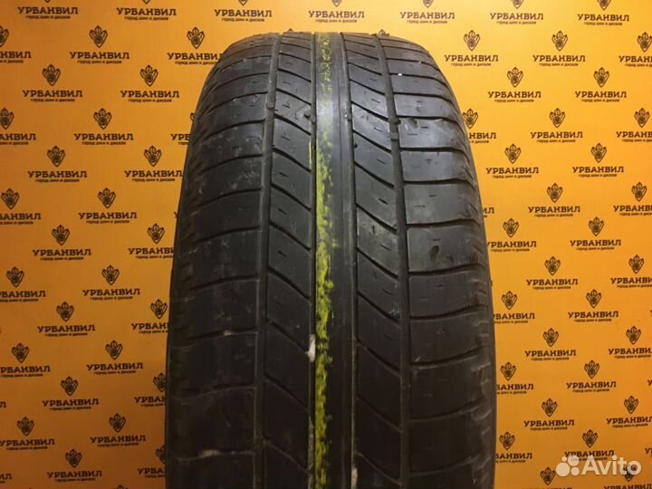 Goodyear Wrangler HP All Weather 235/65 R17 104H