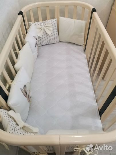 Кроватка детская овальная