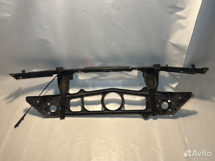 Панель передняя / Телевизор BMW E38