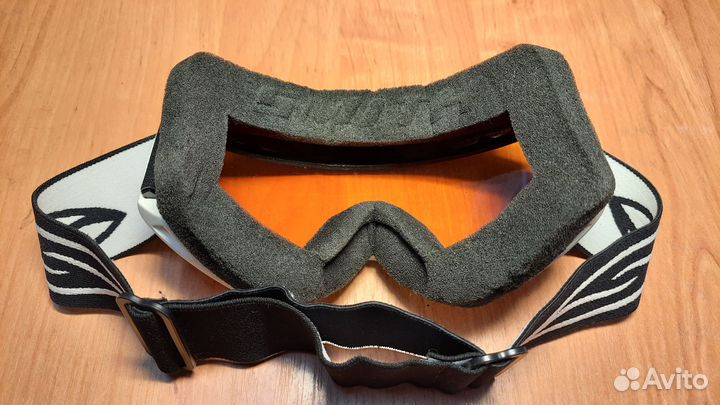 Маска горнолыжная