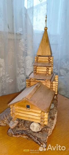 Поделка из дерева