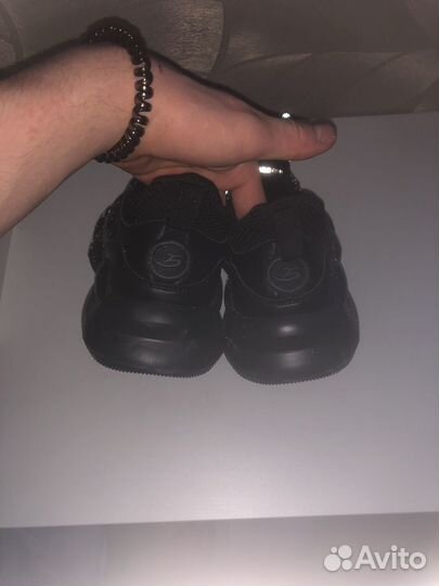 Кроссовки мужские 44 размер новые