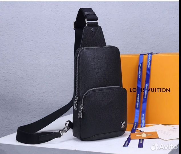 Сумка для подмышек Louis Vuitton