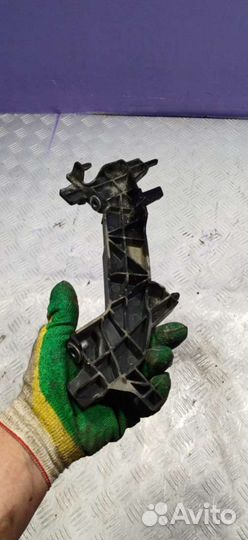 Крепление фары левой Porsche Panamera 970 2014