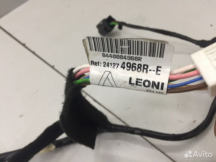 Электропроводка двери задняя правая