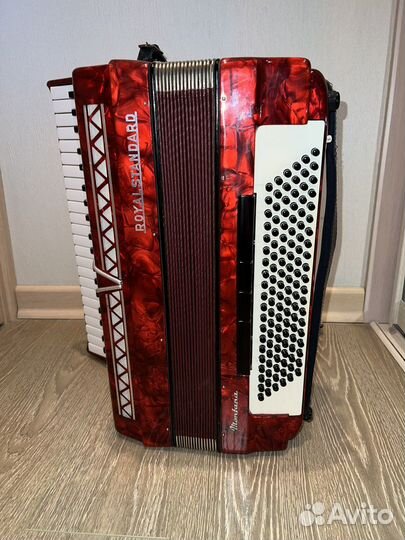 Аккордеон Royal Standard Montana
