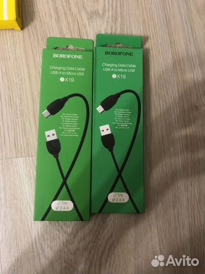 Зарядные кабеля на iPhone, Android