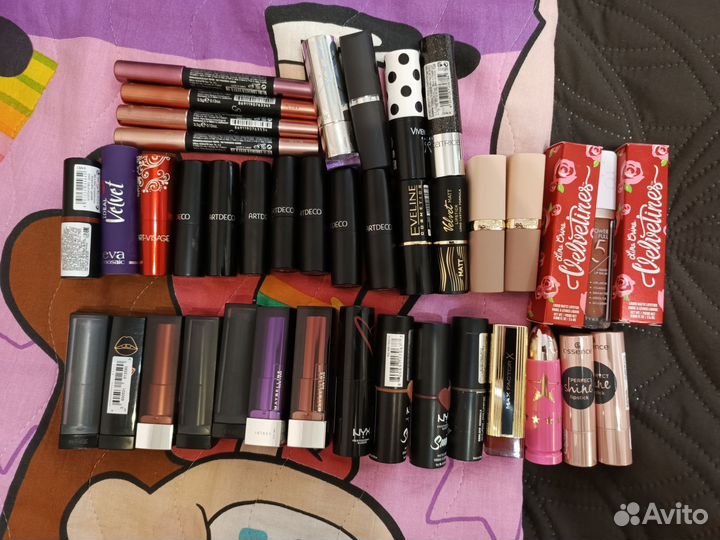 Сет 40 помад, L'Oreal,lime crime, Jeffree star итд