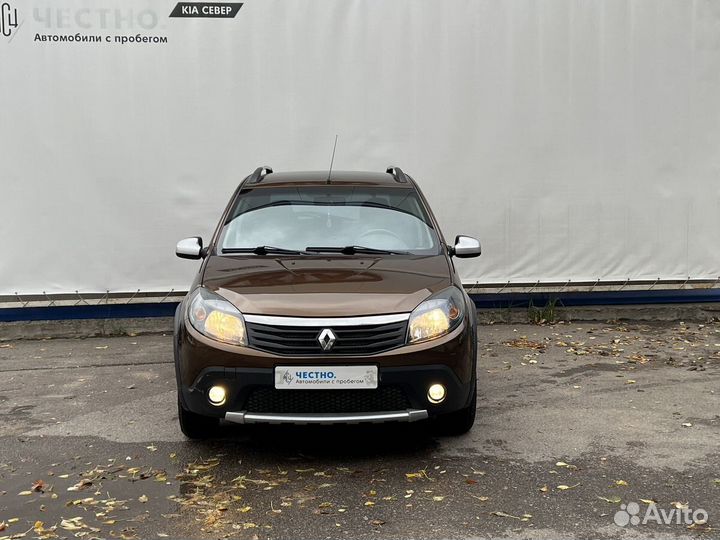 Renault Sandero Stepway 1.6 AT, 2014, 31 400 км