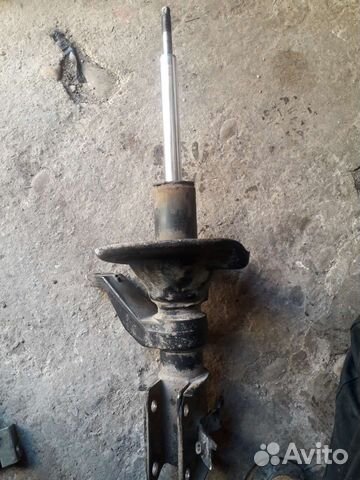 Стойка хонда цивик eu1 1шт. правая, KYB