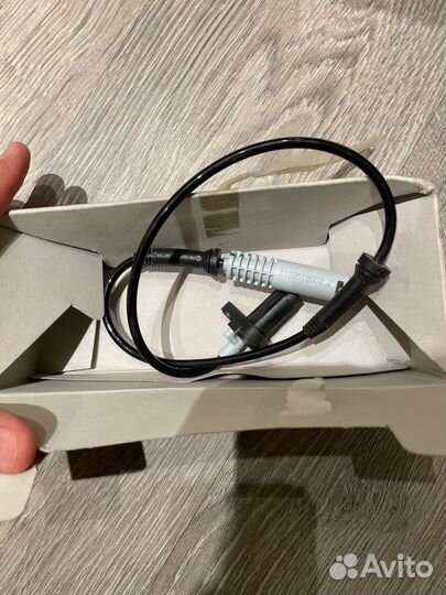 Датчик abs bmw 5 e39 перед дорест