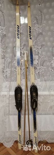 Беговые лыжи в комплекте