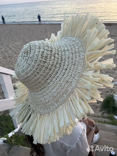 Шляпа пляжная ручной работы