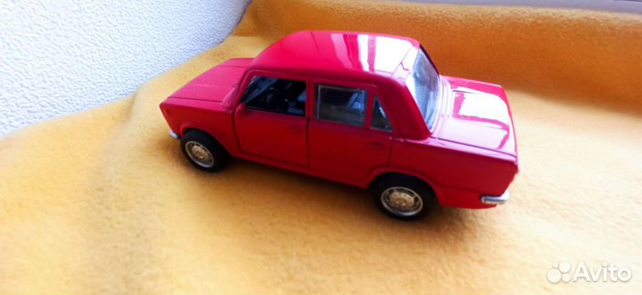 Машинки модельки СССР