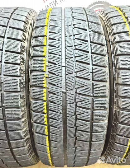 Bridgestone Blizzak Revo GZ 215/55 R17 96H