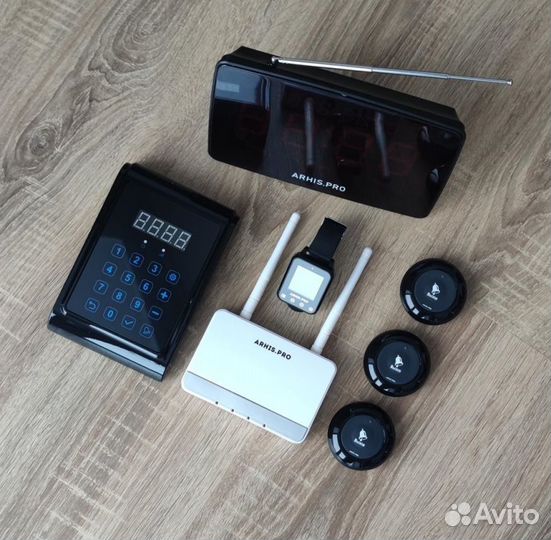 Кнопка вызова официанта,часы, табло, пульт, репите