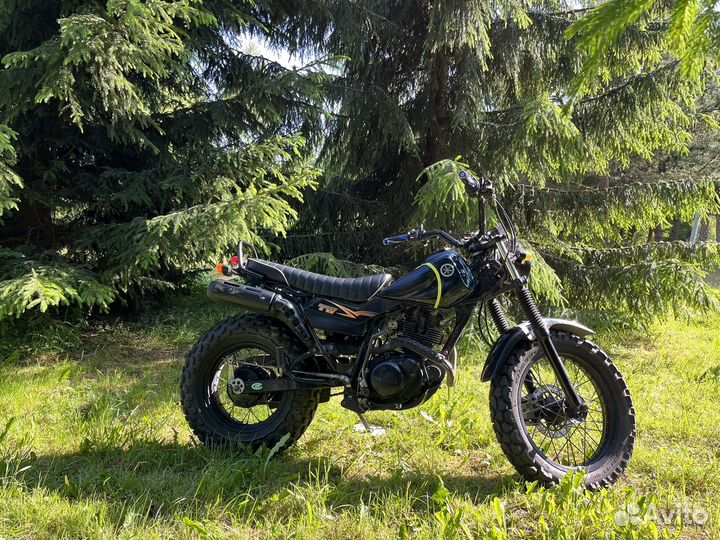 Yamaha TW225
