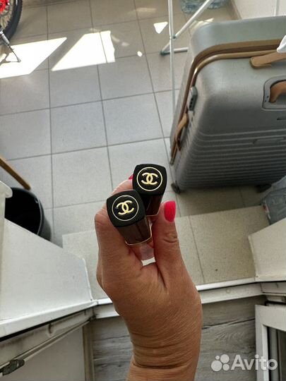Блеск для губ chanel
