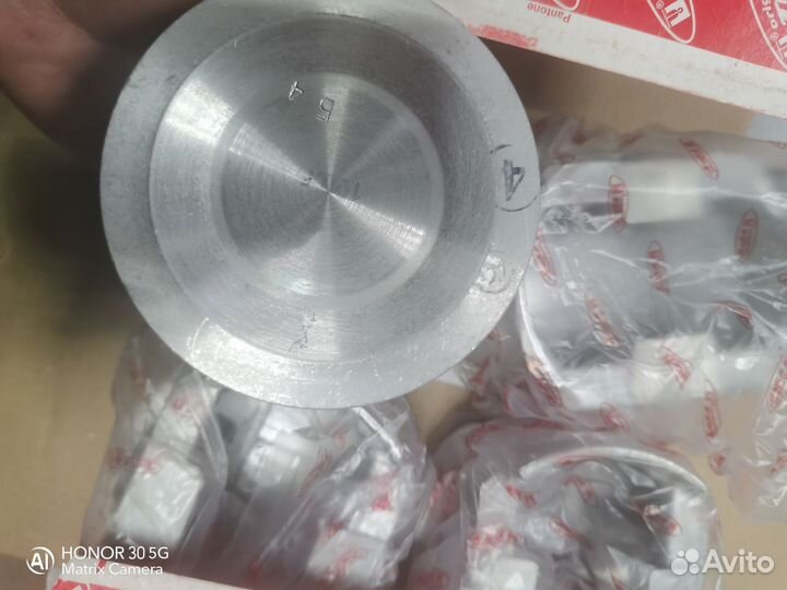 Поршень двигателя УАЗ d100.5 100 л.с. к-т