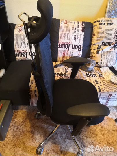 Компьютерное эргономичное кресло