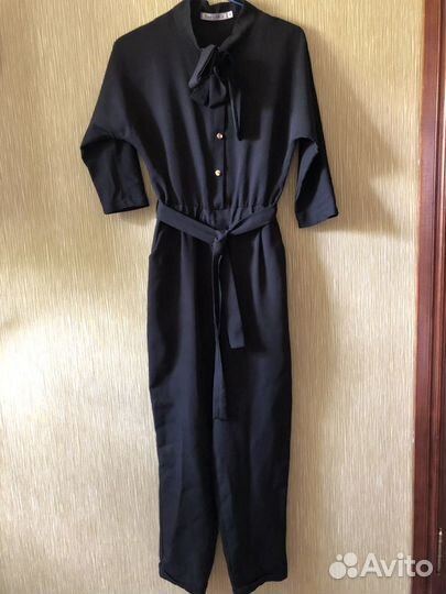 Комбинезон женский
