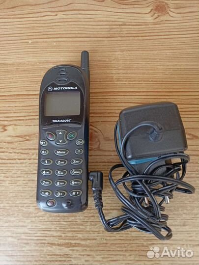 Телефоны Siemens A70 и Motorola Talkabout