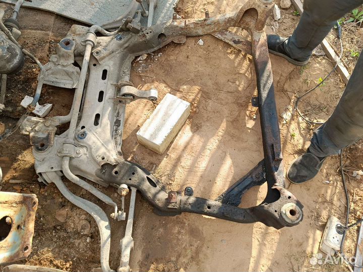 Подрамник mazda 6 gg мазда 6 гг