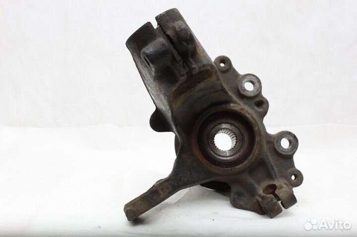 Кулак поворотный ступица перед левый Форд Фокус 3