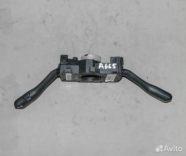 Переключатель подрулевой Audi A6 C5