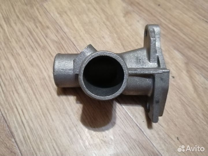 Тройник головки блока ваз 2101