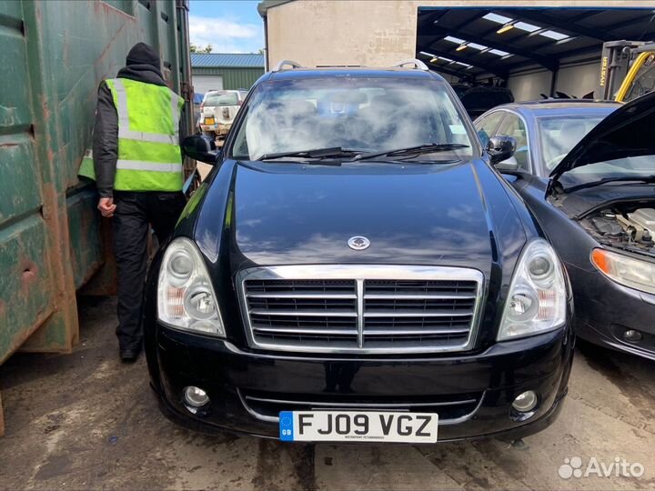 Редуктор переднего моста ssang yong rexton 2 2009