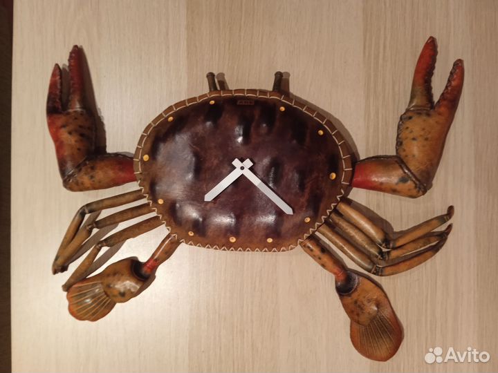 Часы кожаные