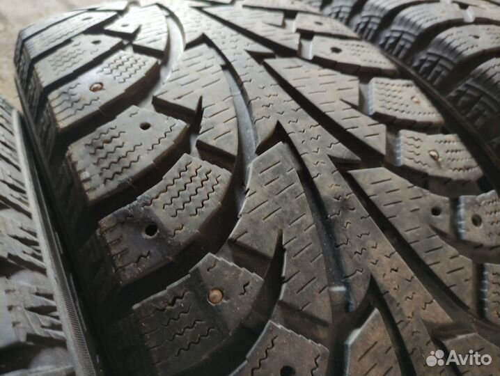 Hankook Winter I'Pike W409 225/60 R17