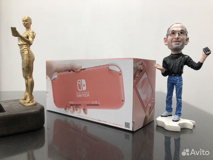 Nintendo Switch Lite Сoral