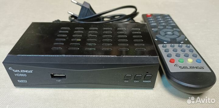 Приставка DVB-T2 для телевизора Selenga HD860