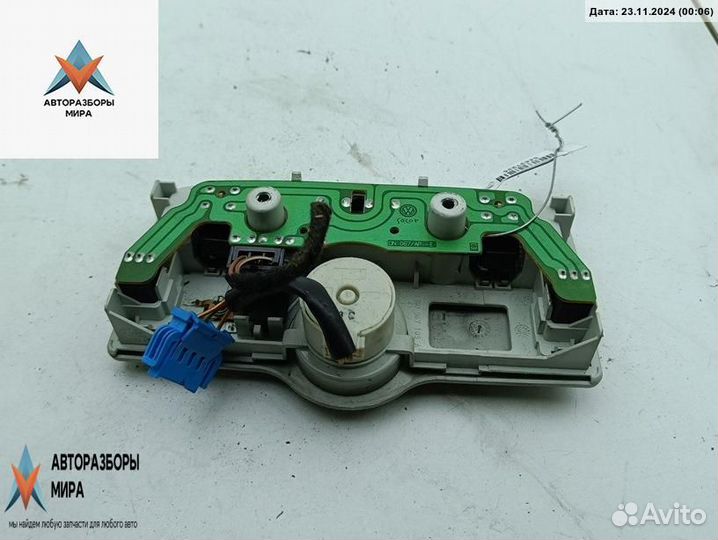 Фонарь салона (плафон) Volkswagen Passat B5 1998