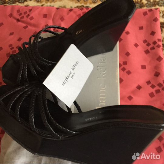 Франция,Стефани Келиан кожа