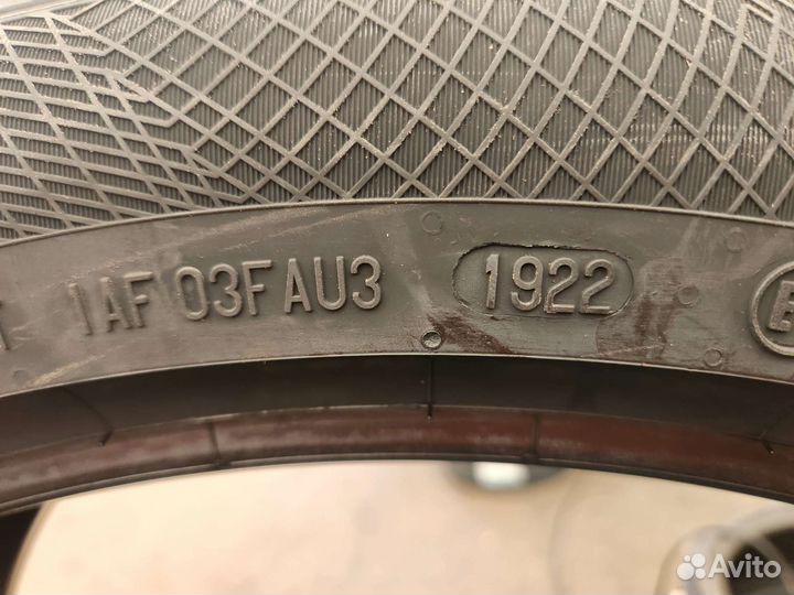 Continental ContiWinterContact TS 850 P 285/40 R22 110V