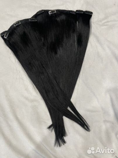 Волосы на заколках