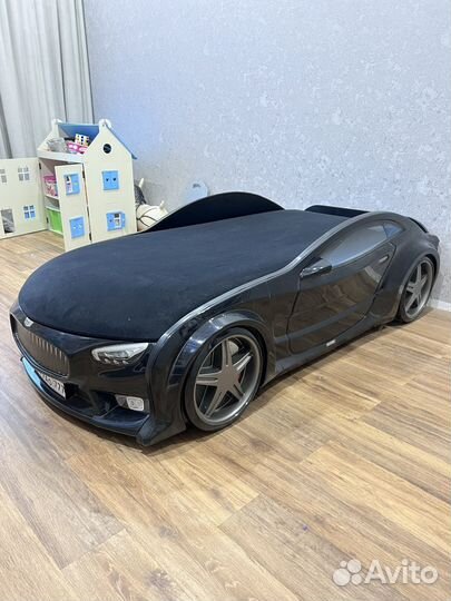 Детская кровать машина с матрасом