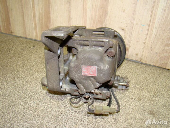 Компрессор кондиционера Mazda 626 (GF)