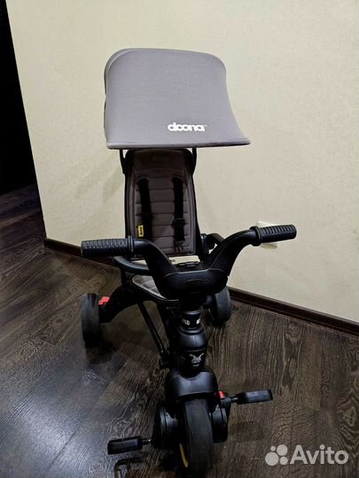 Детский велосипед трехколесный с ручкой