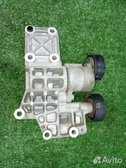 Кронштейн двигателя Dodge Caliber 1.8 EBA 2006