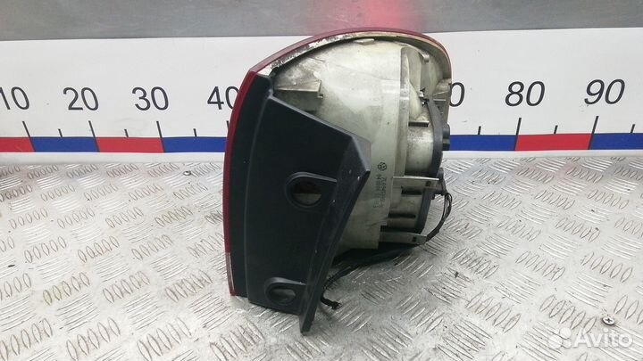 Фонарь задний левый Volkswagen Touareg 2004